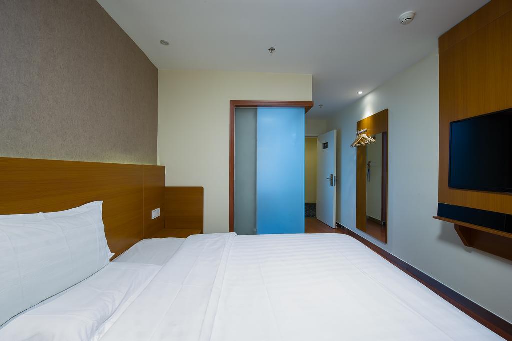 7Days Premium Guilin Seven Star International Exhibition Center Otel Oda fotoğraf